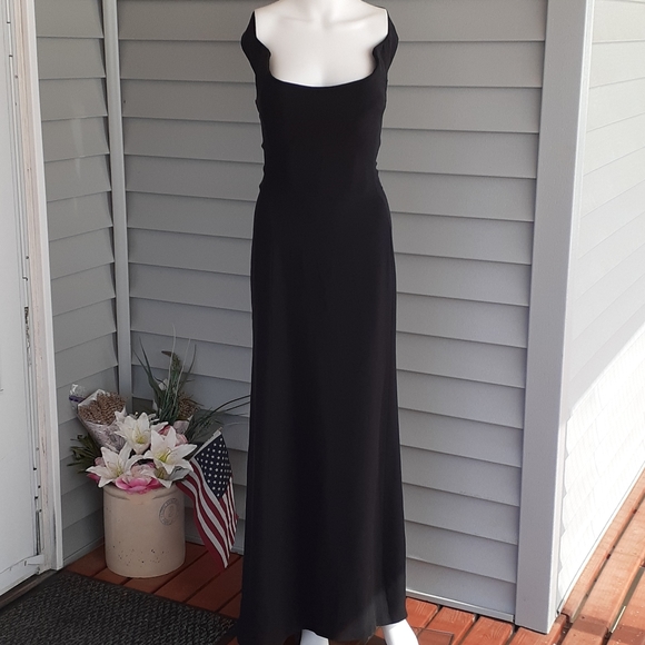 gucci black gown